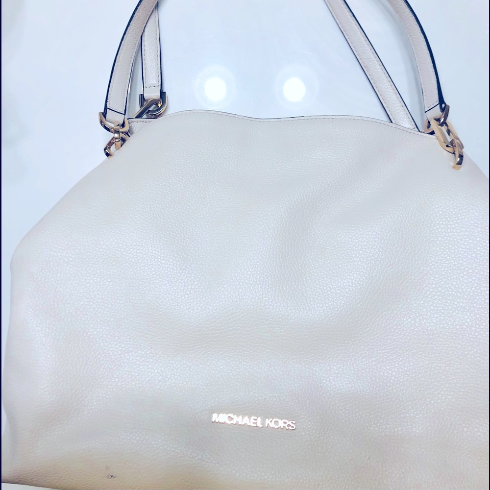 MICHAEL KORS:AUTHENTIC TRIPLE POCKET JET SET SATCHEL: EUC-CREAM W/BEIGE LINING